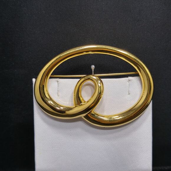 Vintage Monet Modernist Brooch, Gold Plated, 1980s, 2 1/4 Inches - Picture 7 of 10